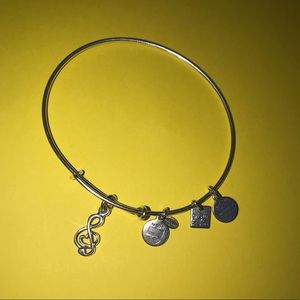 alex and ani sterling silver treble clef bangle